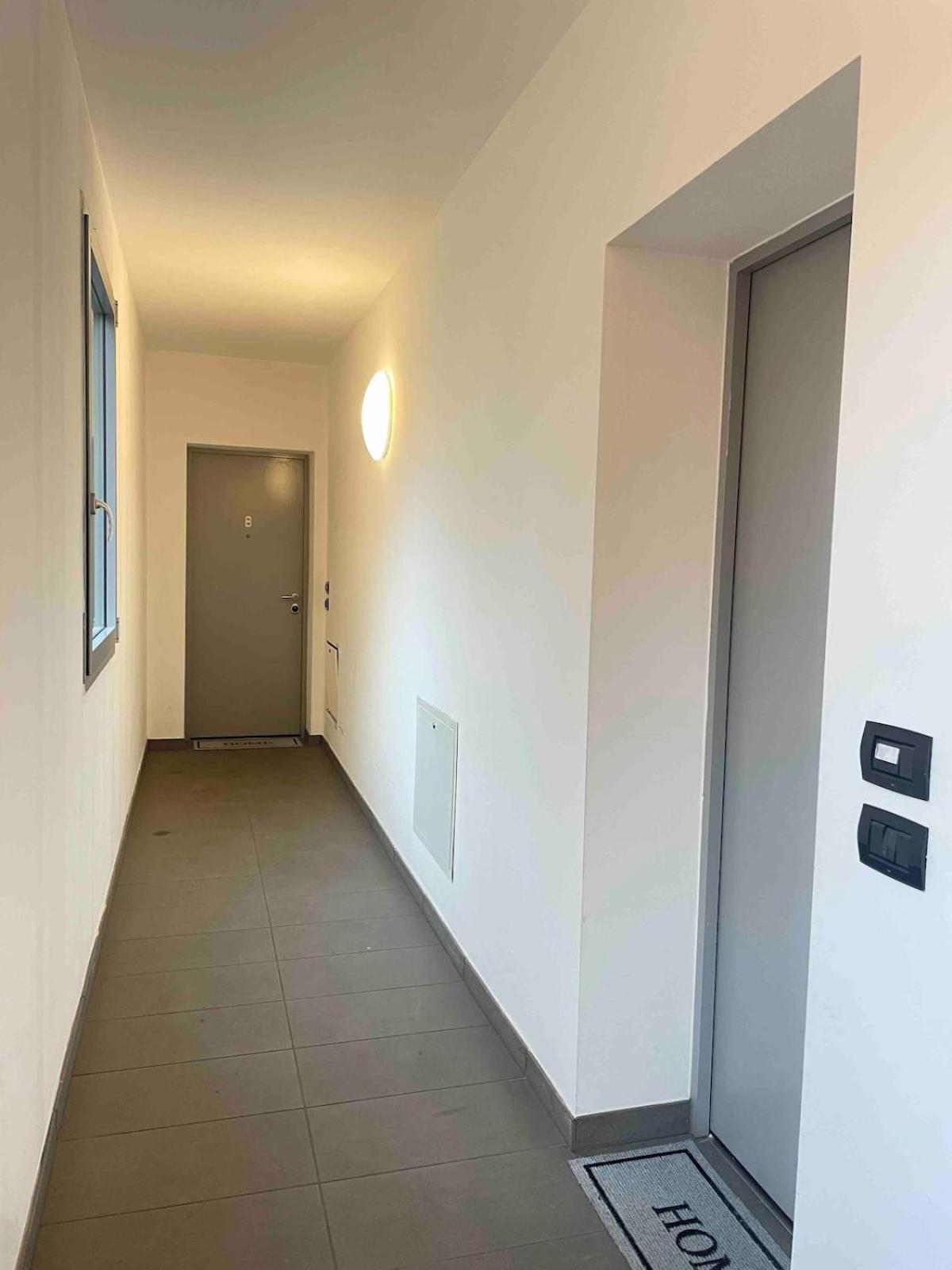 City Center - Modern Flat With Free Parking And Wifi - Apt B Bergame Extérieur photo