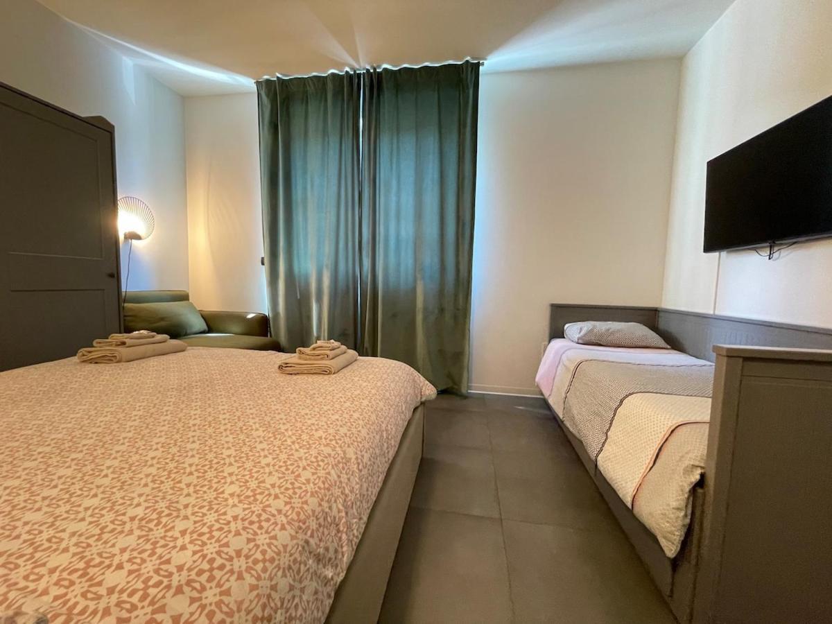 City Center - Modern Flat With Free Parking And Wifi - Apt B Bergame Extérieur photo