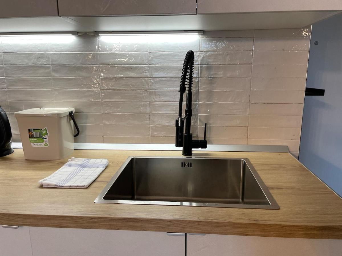 City Center - Modern Flat With Free Parking And Wifi - Apt B Bergame Extérieur photo